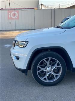 جيب جراند شيروكي